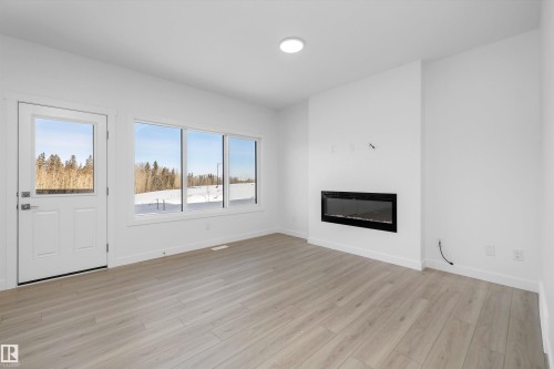 4182 Kinglet Drive Nw, Edmonton, AB - Indoor With Fireplace