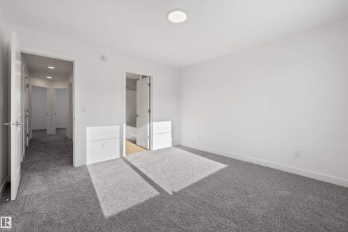 4184 Kinglet Drive Nw, Edmonton, AB - Indoor Photo Showing Other Room