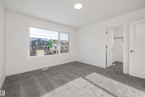 4184 Kinglet Drive Nw, Edmonton, AB - Indoor Photo Showing Other Room