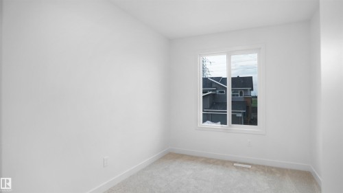 7391 Keeler Crescent Sw, Edmonton, AB - Indoor Photo Showing Other Room