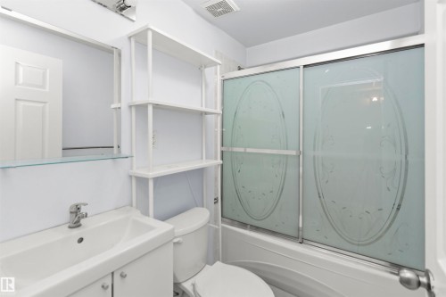 11517 83 Street Nw, Edmonton, AB - Indoor Photo Showing Bathroom