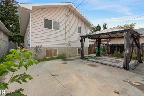 11517 83 Street Nw, Edmonton, AB - Outdoor