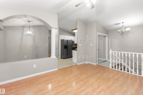11517 83 Street Nw, Edmonton, AB - Indoor Photo Showing Other Room