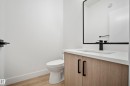 8533 223A Street Nw, Edmonton, AB  - Indoor Photo Showing Bathroom 
