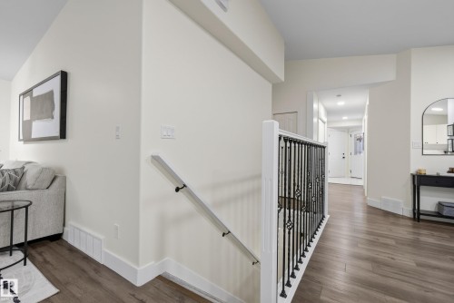 6741 162A Avenue Nw, Edmonton, AB - Indoor Photo Showing Other Room