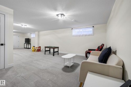 6741 162A Avenue Nw, Edmonton, AB - Indoor Photo Showing Other Room