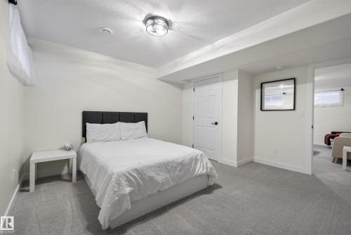 6741 162A Avenue Nw, Edmonton, AB - Indoor Photo Showing Bedroom