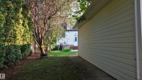 10915 67 Avenue Nw, Edmonton, AB - Outdoor With Exterior