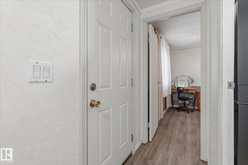 49 53222 Range Road 272, Rural Parkland County, AB - Indoor Photo Showing Other Room