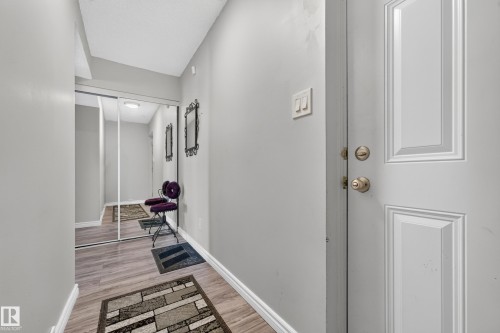 247 Lancaster Terrace Nw, Edmonton, AB - Indoor Photo Showing Other Room