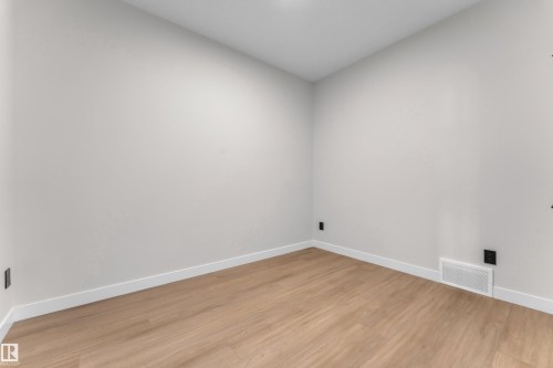 1912 48 Street Sw, Edmonton, AB - Indoor Photo Showing Other Room
