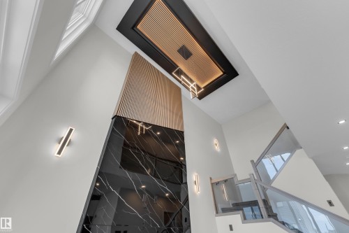 1912 48 Street Sw, Edmonton, AB - Indoor Photo Showing Other Room