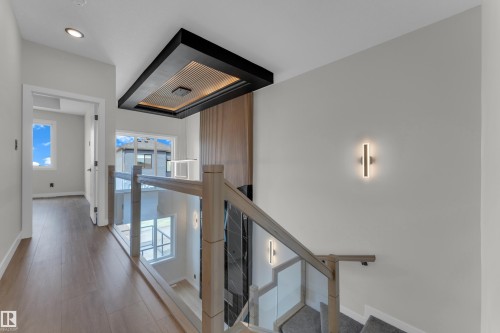 1912 48 Street Sw, Edmonton, AB - Indoor Photo Showing Other Room
