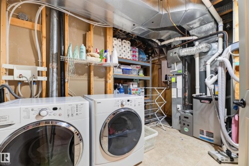 97 Foxboro Way, Sherwood Park, AB - Indoor Photo Showing Laundry Room