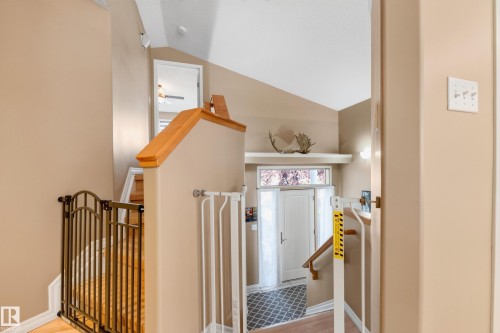 97 Foxboro Way, Sherwood Park, AB - Indoor Photo Showing Other Room