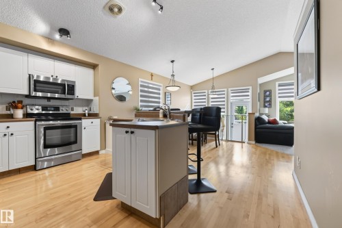 97 Foxboro Way, Sherwood Park, AB - Indoor Photo Showing Kitchen