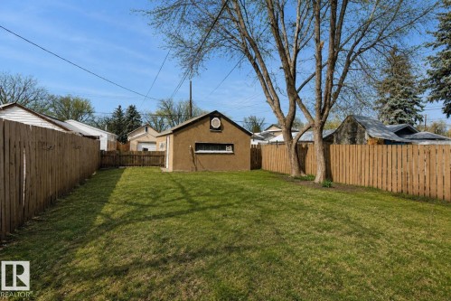 12758 117 Street Nw, Edmonton, AB - Outdoor