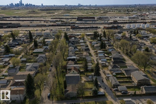 12758 117 Street Nw, Edmonton, AB - Outdoor With View