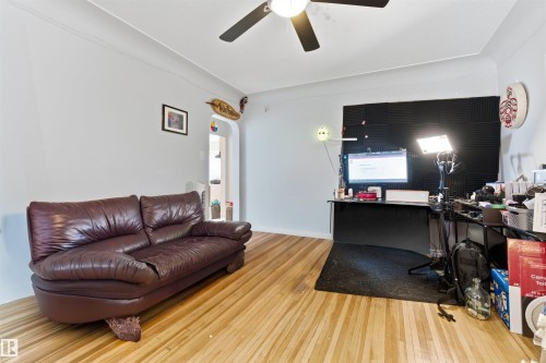 12758 117 Street Nw, Edmonton, AB - Indoor Photo Showing Other Room
