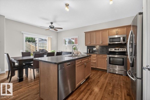 74 Everitt Dr Drive, St. Albert, AB - Indoor Photo Showing Kitchen