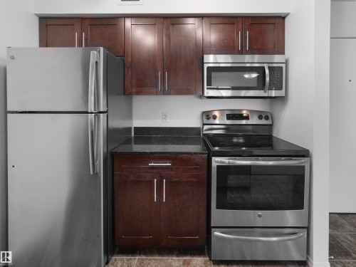 #417 12035 22 Av Sw, Edmonton, AB - Indoor Photo Showing Kitchen With Stainless Steel Kitchen