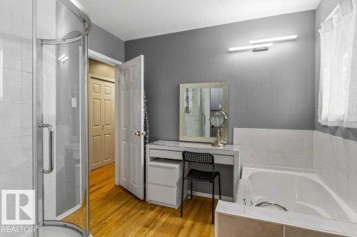 14119 73 Street Nw, Edmonton, AB - Indoor Photo Showing Bathroom