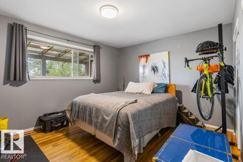 14119 73 Street Nw, Edmonton, AB - Indoor Photo Showing Bedroom