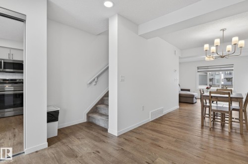#44 1025 Secord Pm Nw, Edmonton, AB - Indoor