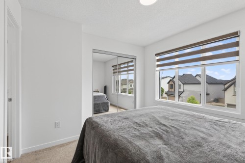 #44 1025 Secord Pm Nw, Edmonton, AB - Indoor Photo Showing Bedroom