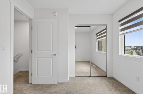 #44 1025 Secord Pm Nw, Edmonton, AB - Indoor Photo Showing Other Room