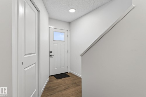 #44 1025 Secord Pm Nw, Edmonton, AB - Indoor Photo Showing Other Room