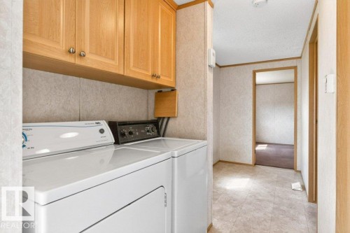 #1254 53222 Range Road 272, Rural Parkland County, AB - Indoor Photo Showing Laundry Room