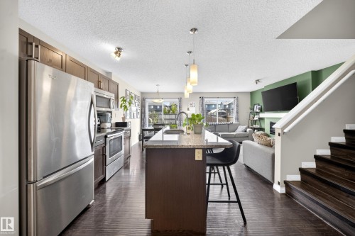 2155 67 Street Sw, Edmonton, AB - Indoor Photo Showing Kitchen With Stainless Steel Kitchen With Upgraded Kitchen