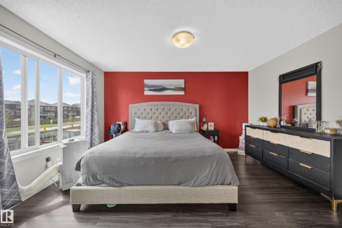 2155 67 Street Sw, Edmonton, AB - Indoor Photo Showing Bedroom