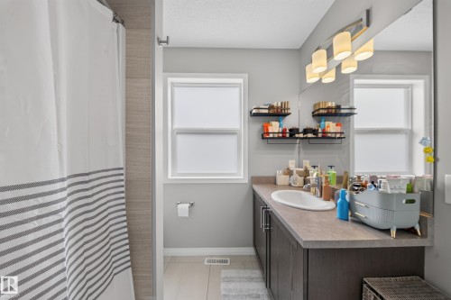 2155 67 Street Sw, Edmonton, AB - Indoor Photo Showing Bathroom