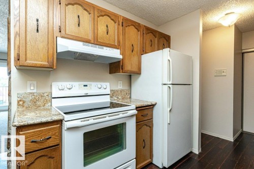 #310 14004 26 St Nw, Edmonton, AB - Indoor Photo Showing Kitchen