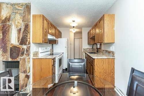 #310 14004 26 St Nw, Edmonton, AB - Indoor Photo Showing Kitchen