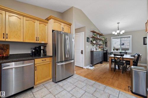 11432 87 Street Nw, Edmonton, AB - Indoor Photo Showing Kitchen