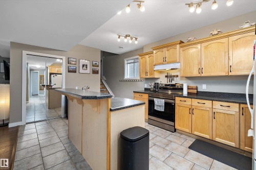 11432 87 Street Nw, Edmonton, AB - Indoor Photo Showing Kitchen