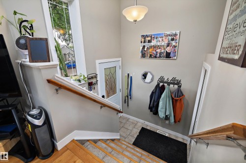11432 87 Street Nw, Edmonton, AB - Indoor Photo Showing Other Room