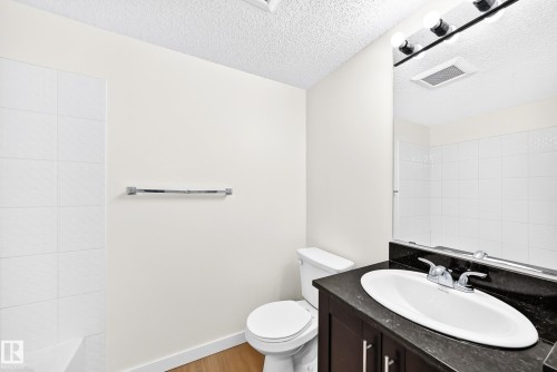 #206 3315 James Mowatt Tr Sw, Edmonton, AB - Indoor Photo Showing Bathroom