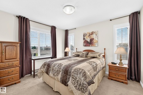 2681 Sir Arthur Currie Way Nw, Edmonton, AB - Indoor Photo Showing Bedroom