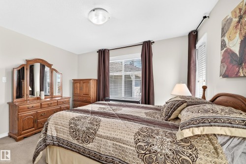 2681 Sir Arthur Currie Way Nw, Edmonton, AB - Indoor Photo Showing Bedroom