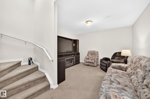 2681 Sir Arthur Currie Way Nw, Edmonton, AB - Indoor
