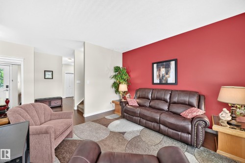 2681 Sir Arthur Currie Way Nw, Edmonton, AB - Indoor Photo Showing Living Room