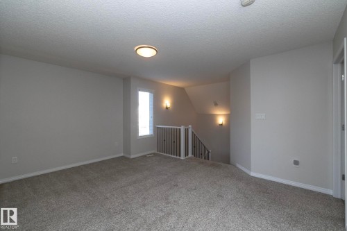 5233 Crabapple Link Sw, Edmonton, AB - Indoor Photo Showing Other Room
