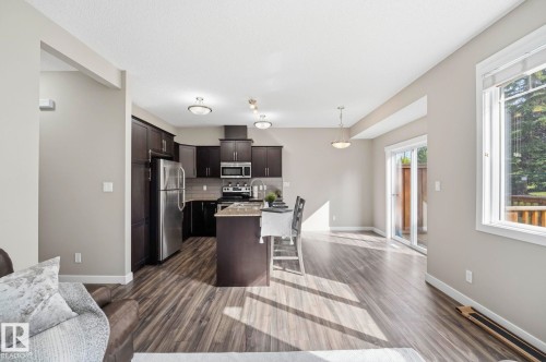 #9 94 Longview Dr, Spruce Grove, AB - Indoor