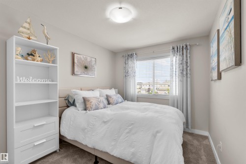 11 Rolston Close, Leduc, AB - Indoor Photo Showing Bedroom