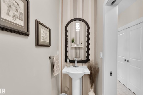 11 Rolston Close, Leduc, AB - Indoor Photo Showing Bathroom