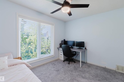 Office - 342 O'Connor Close Nw, Edmonton, AB - Indoor Photo Showing Other Room